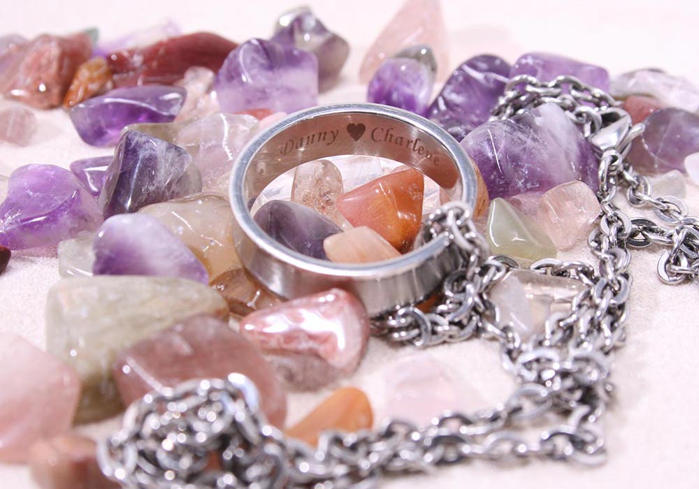 激光雕刻金属戒指