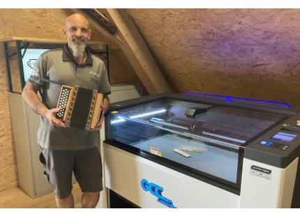 1- FLUGO and Piolas 400 laser engraver